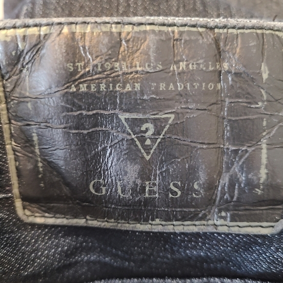 GUESS Men's Slim Straight Dark Wash Distressed Jeans Size 34 - Picture 4 of 8